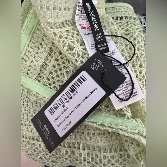 Pretty Little Thing PALE LIME CROCHET PEARL TASSEL TRIM BEACH SARONG - Picture 6 of 9